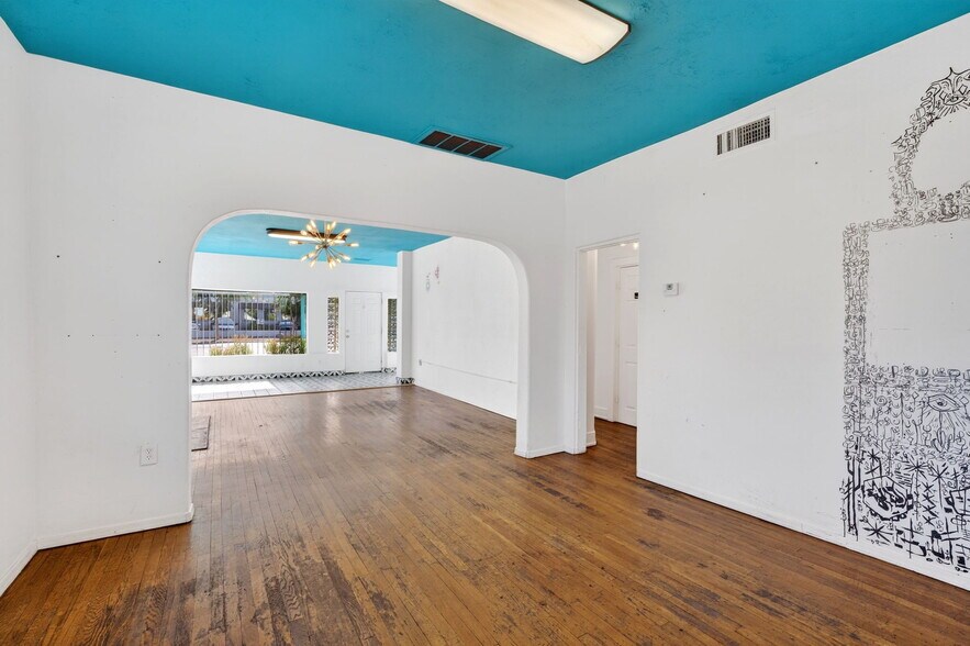 More Photos Of 3838 N 7th St, Phoenix Office For Lease