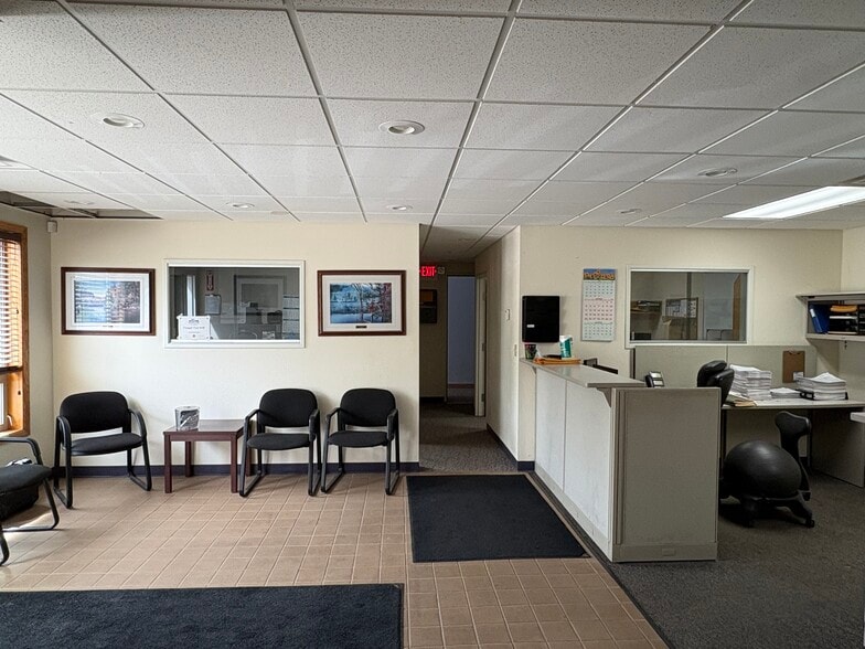 More Photos Of 3219 19th Ave E, Hibbing Manufacturing For Sale