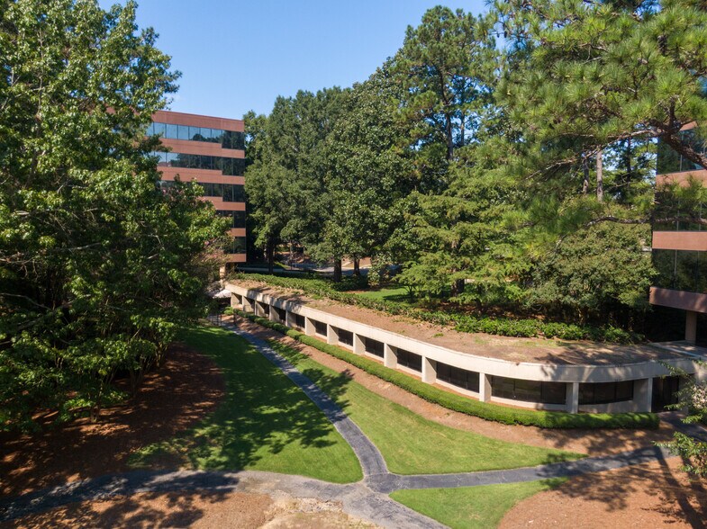 More Photos Of 44 Inverness Center Pky, Birmingham Unknown For Lease