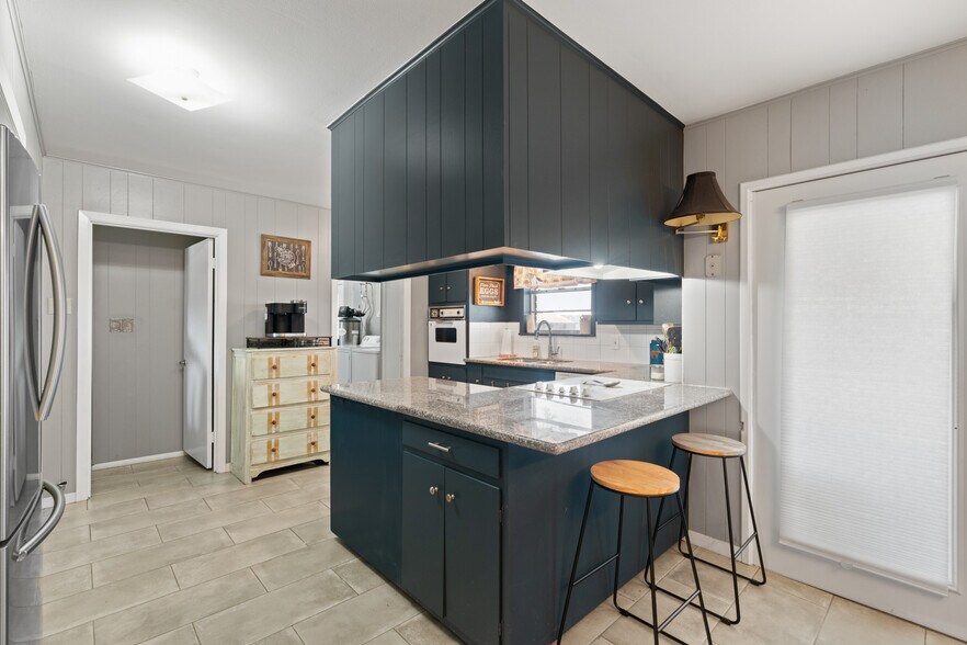 More Photos Of 2555 Straznicky Rd, Beasley Flex For Sale