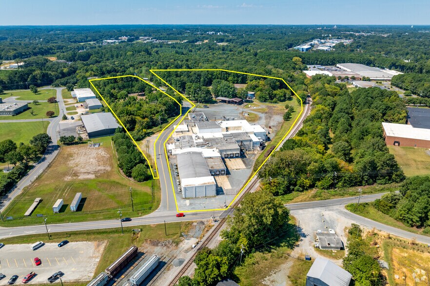 Primary Photo Of 2701 Simpson St, Monroe Food Processing For Sale