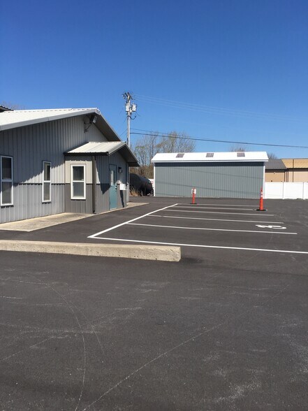 More Photos Of 6263 Taft Rd, Syracuse Warehouse For Lease