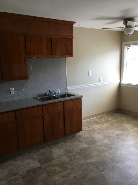 More Photos Of 284-290 Pedricktown Rd, Logan Township Apartments For Sale