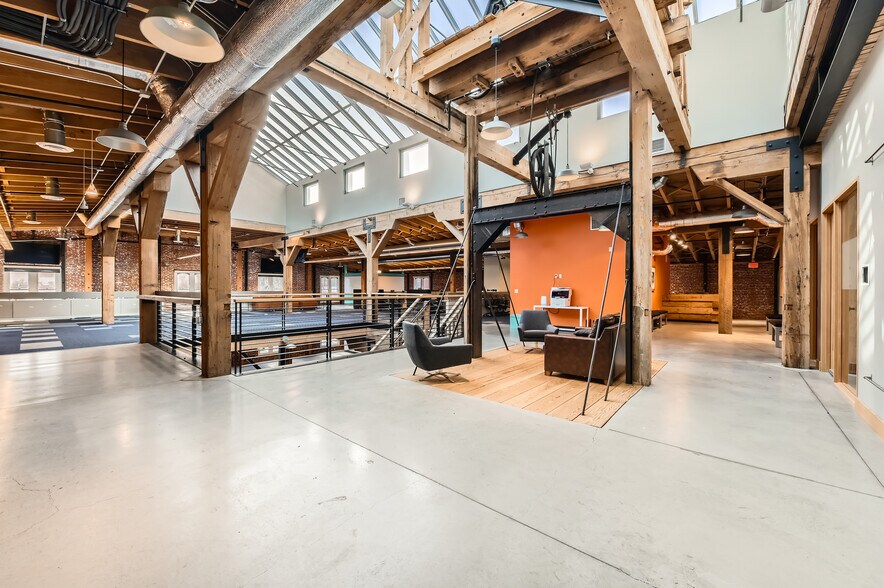 More Photos Of 126 SW 2nd Ave, Portland Loft Creative Space For Lease