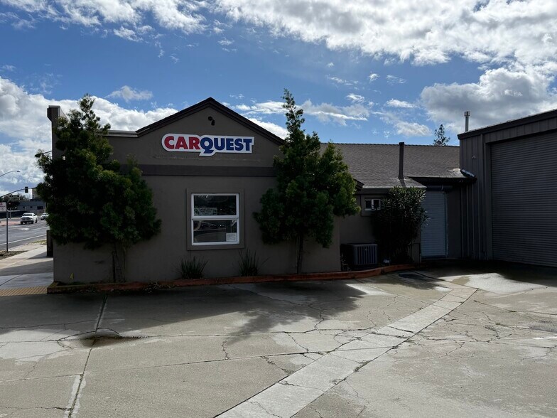More Photos Of 412 S Yosemite Ave, Oakdale Auto Repair For Sale