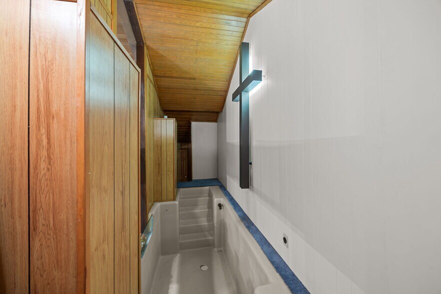 More Photos Of 4334 W Pine St, Farmville Religious Facility For Sale