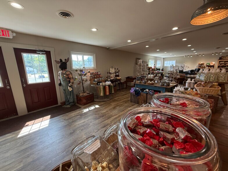 More Photos Of 4578 US Route 7, Pittsford Specialty For Sale