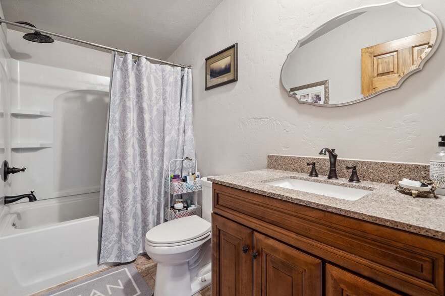 More Photos Of 83 Sweebee Ln, Columbia Falls Multifamily For Sale