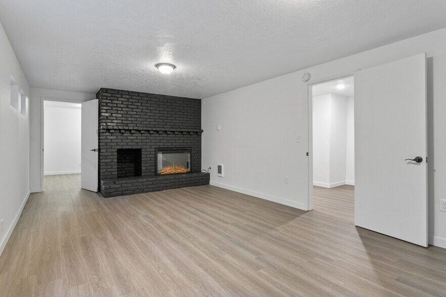 More Photos Of 1904 SE 80th Ave, Portland Apartments For Sale