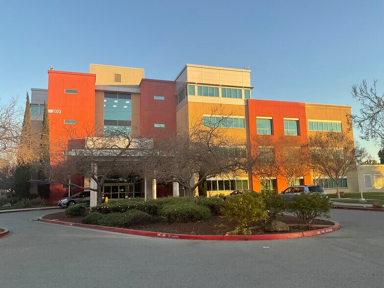 More Photos Of 200 Jose Figueres Ave, San Jose Medical For Sale