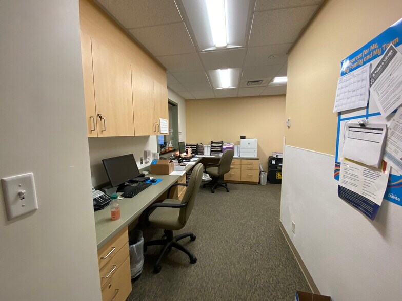 More Photos Of 4311 Old Indiana 261, Newburgh Medical For Sale