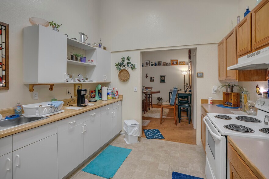 More Photos Of 1505 NW Harwood Ave, Prineville Apartments For Sale