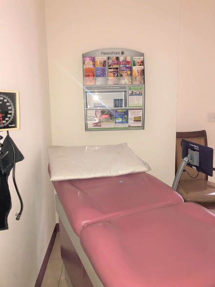 More Photos Of 6725 S Eastern Ave, Las Vegas Medical For Lease