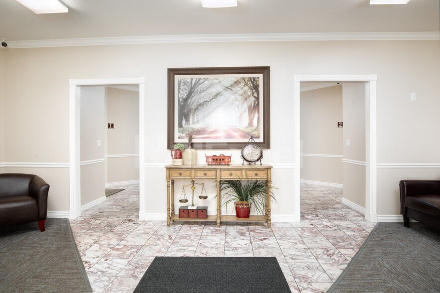 More Photos Of 214-216 N Orem Blvd, Orem Loft Creative Space For Lease