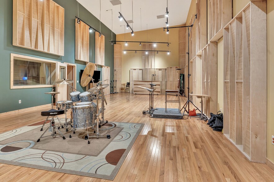 More Photos Of 622 Hamilton Ave, Nashville Loft Creative Space For Lease