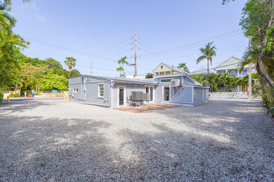 More Photos Of 701 Simonton St, Key West Office For Sale