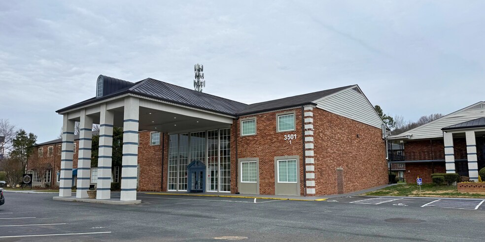 Primary Photo Of 3501 E Independence Blvd, Charlotte Apartments For Sale