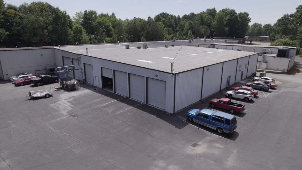 More Photos Of 1394 Broadway Ave, Braselton Warehouse For Sale