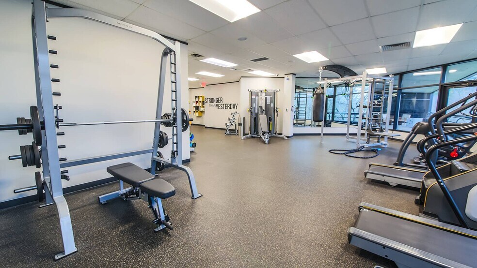 More Photos Of 6805 N Capital of Texas Hwy, Austin Office For Lease