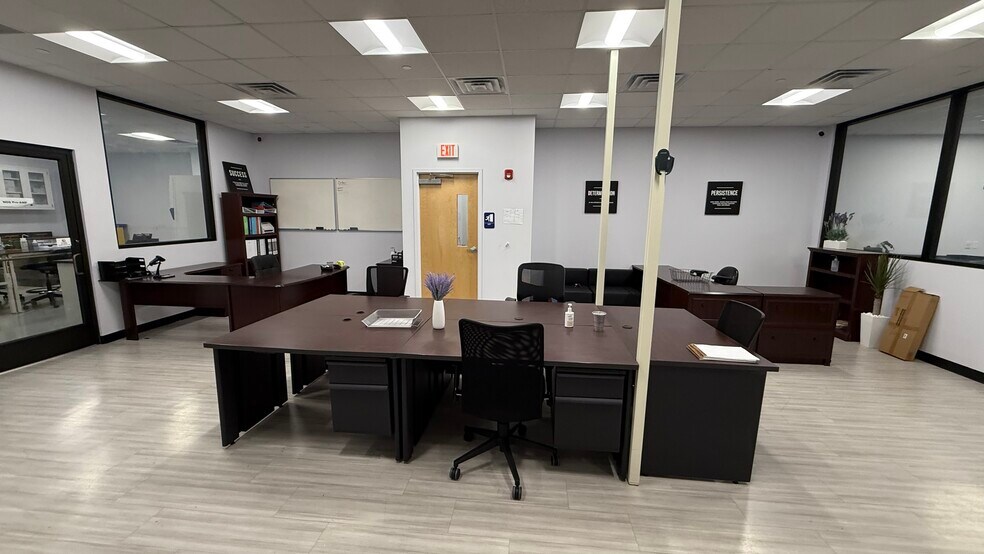 More Photos Of 2550 Brodhead Rd, Bethlehem Flex For Lease