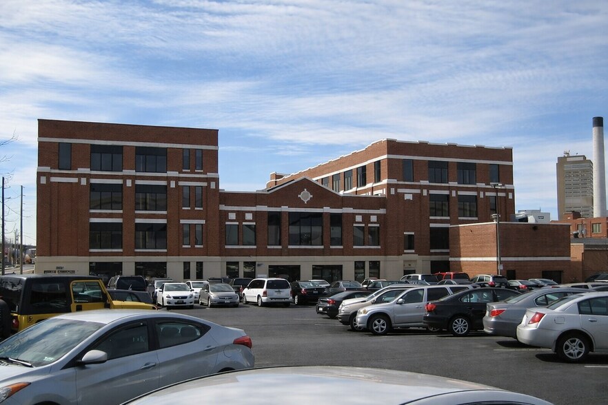 More Photos Of 100 N Cameron St, Harrisburg Office For Lease