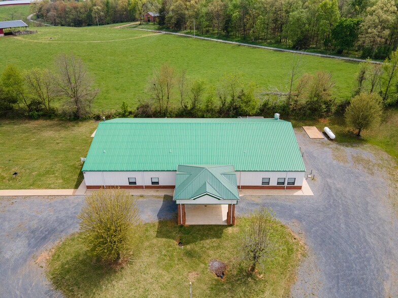 More Photos Of 1265 Goodrich Rd, Stanley Specialty For Sale