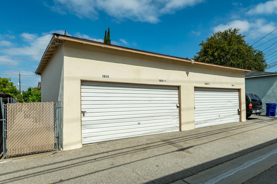 More Photos Of 1820 N Hollywood Way, Burbank Manufactured Housing Mobile Home Park For Sale