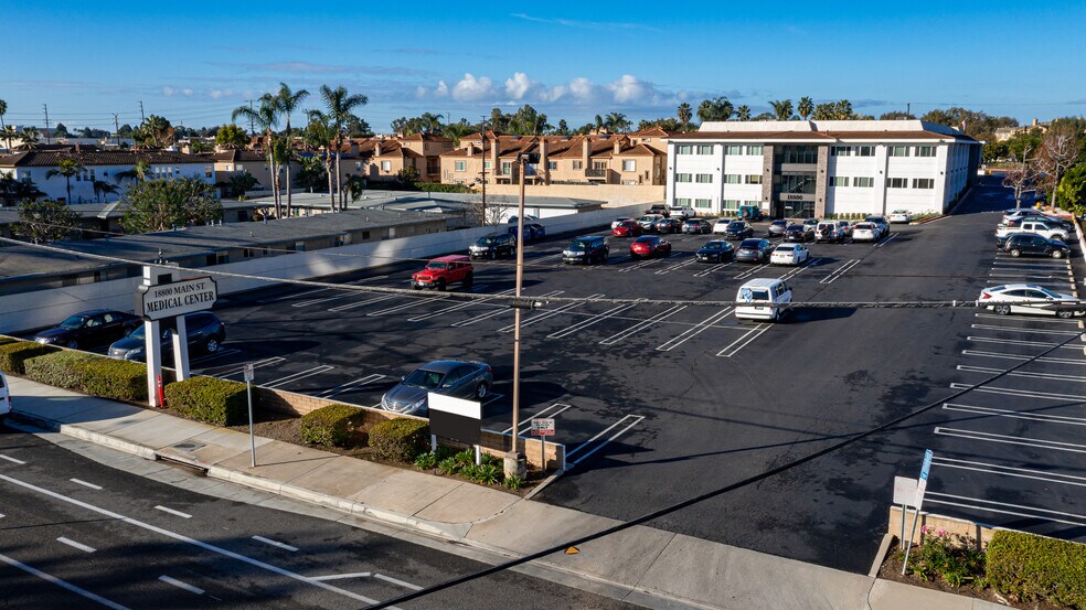 More Photos Of 18800 Main St, Huntington Beach Medical For Lease