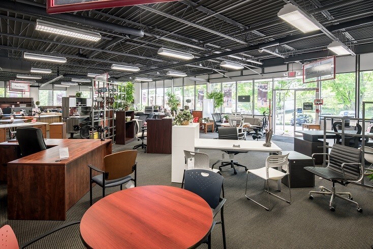 More Photos Of 444 Saw Mill River Rd, Elmsford Warehouse For Lease
