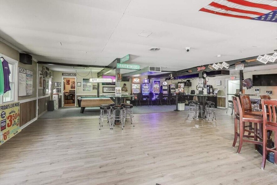 More Photos Of 26211 W IL Route 173, Antioch Restaurant For Sale