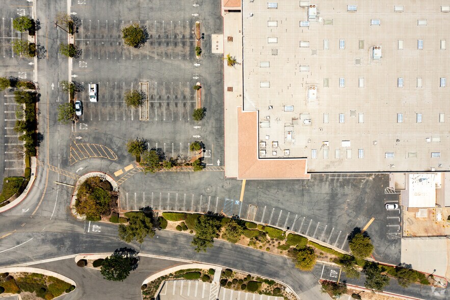 More Photos Of 1345 N Montebello Blvd, Montebello Freestanding For Lease