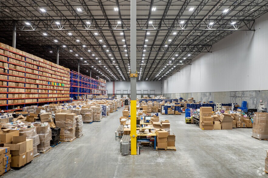 More Photos Of 200 S Pemberton Rd, Pemberton Township Distribution For Lease