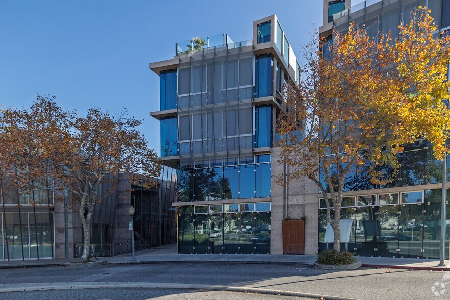 More Photos Of 102 University Ave, Palo Alto Apartments For Sale