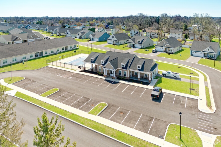 More Photos Of 1 Rodeo Dr, Rochester Apartments For Sale