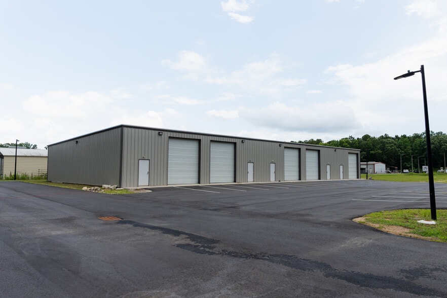 More Photos Of 4557 Savannah Hwy, Ravenel Light Manufacturing For Lease