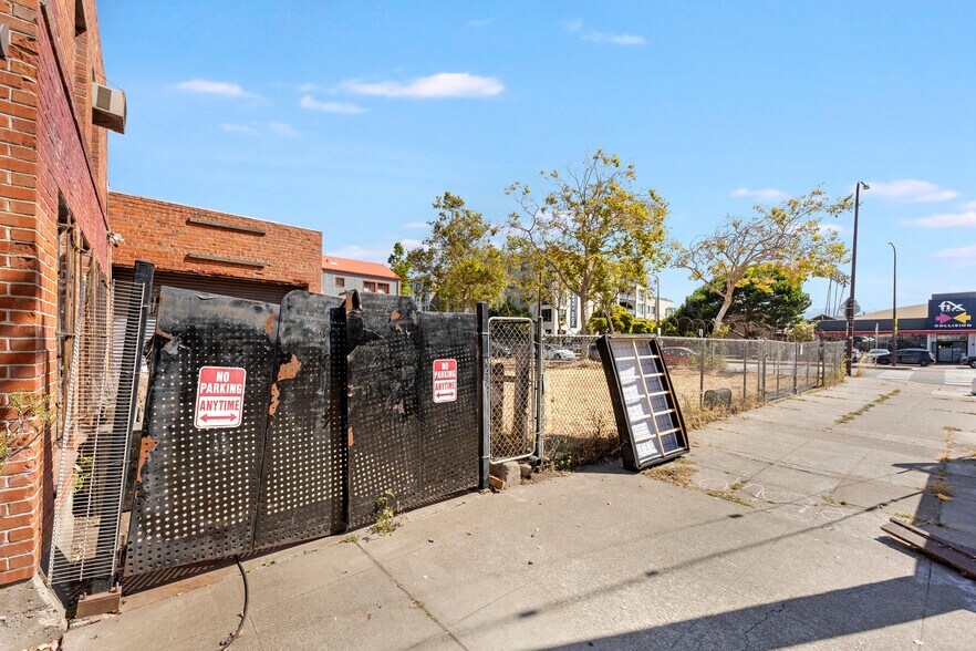 More Photos Of 3020 San Pablo Ave, Berkeley Land For Sale