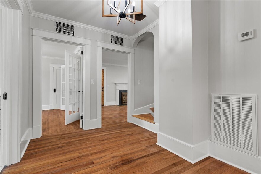 More Photos Of 910 W Evans St, Florence Office For Sale