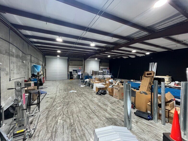 More Photos Of 2528 Andalusia Blvd, Cape Coral Light Distribution For Sale