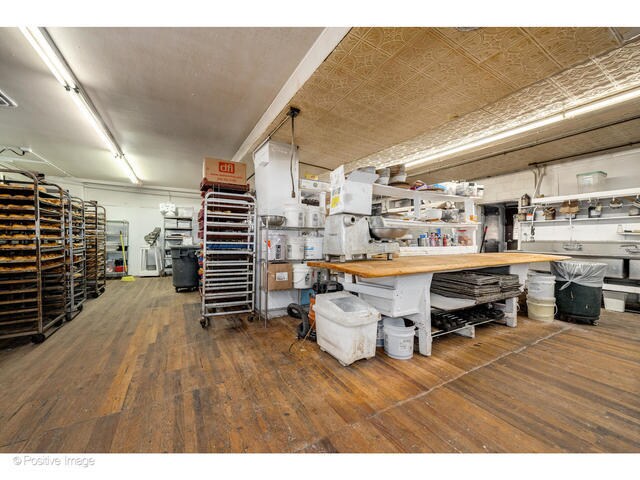 More Photos Of 2944 W Devon Ave, Chicago Apartments For Sale