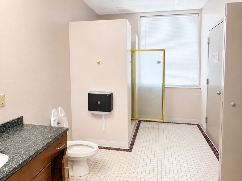 More Photos Of 3320 Perimeter Hill Dr, Nashville Office For Lease