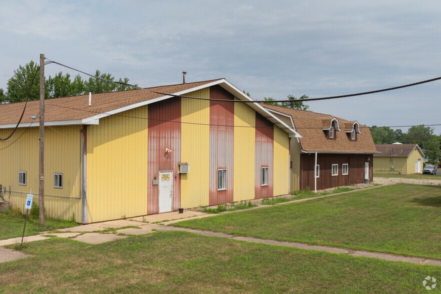 Primary Photo Of 100 Industrial Park Rd, Bangor Warehouse For Sale