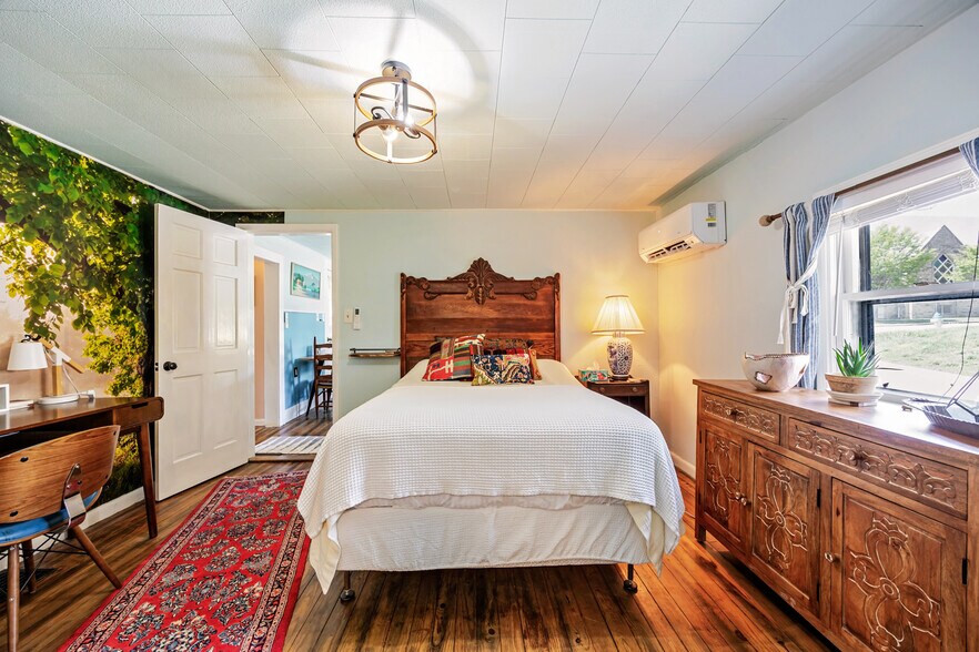 More Photos Of 1101 S Rogers St, Bloomington Multifamily For Sale