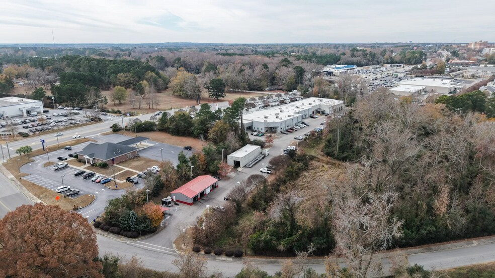 More Photos Of 2136 Sunset Blvd, West Columbia Auto Dealership For Sale