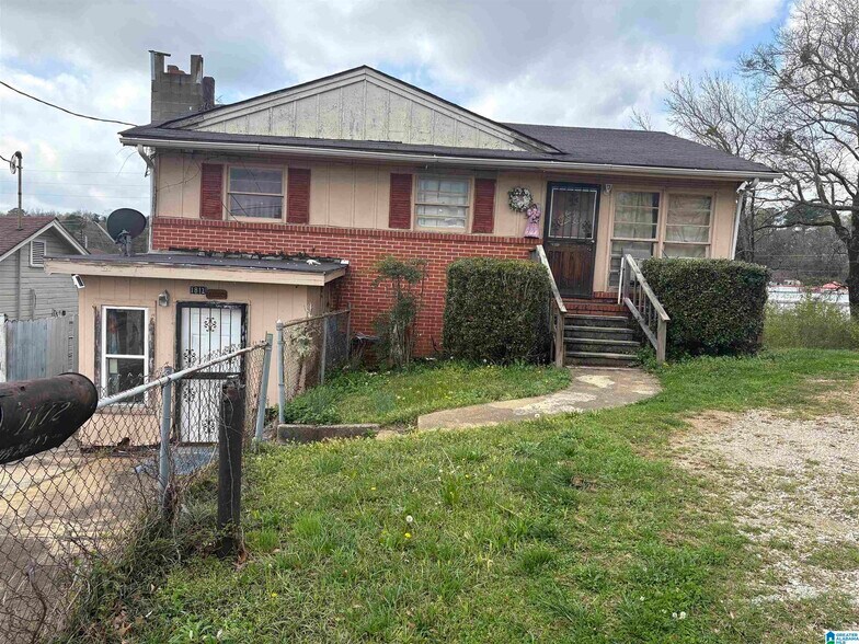 More Photos Of 1812 1st St NE, Center Point Land For Sale
