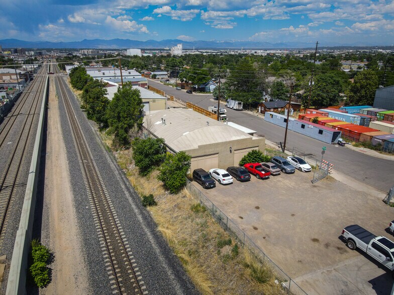 More Photos Of 3434 E 43rd Ave, Denver Service For Lease