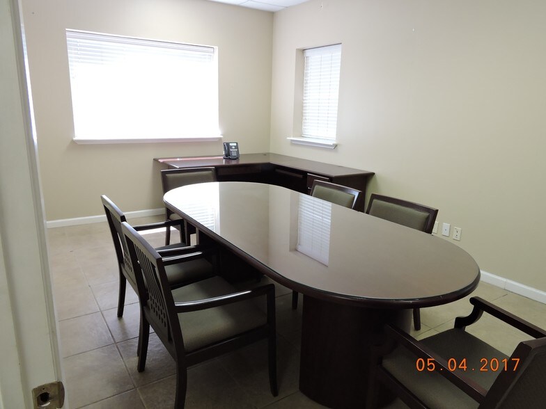 More Photos Of 13510 Ralph Culver Rd, Houston Warehouse For Lease