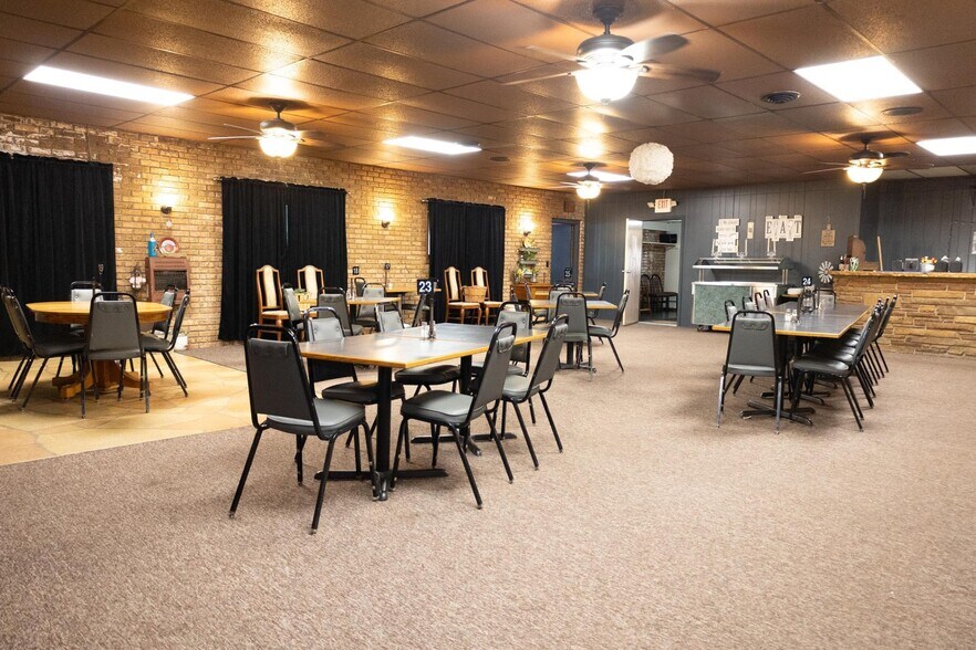More Photos Of 103 W Main St, Hardwick Restaurant For Sale