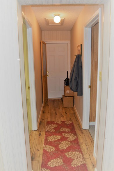 More Photos Of 334 N Broad St, Toccoa Office For Sale