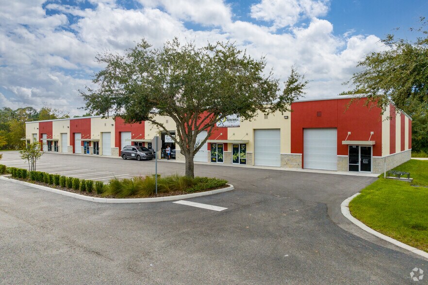 More Photos Of 1429 Hamlin Ave, Saint Cloud Light Distribution For Lease