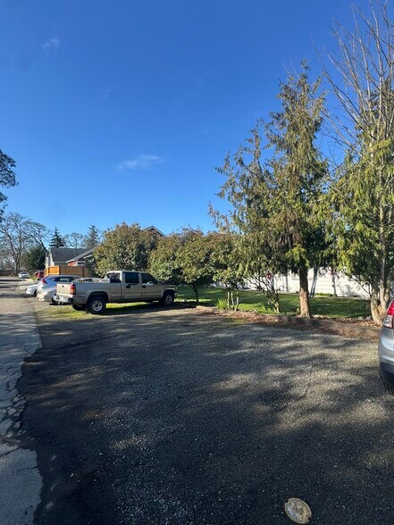 More Photos Of 15107 Boat St SW, Lakewood Multifamily For Sale